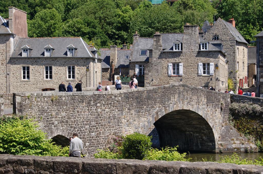 Appartement Au Fil De L'Eau - Le Bord de Rance à Dinan Chambre photo
